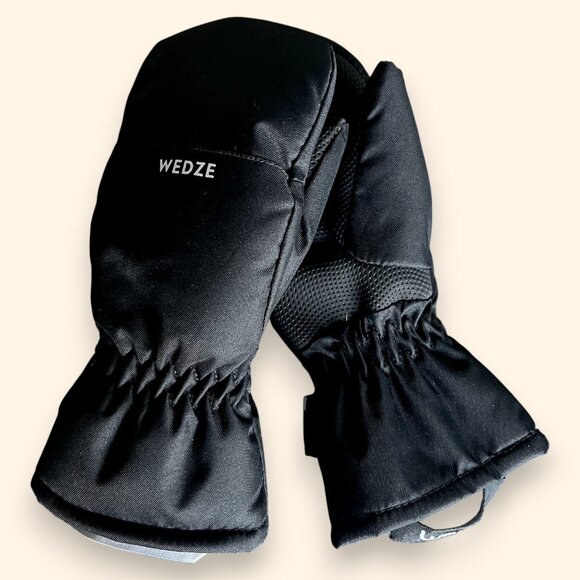 Wedze Kids Black Mittens | Waterproof Winter Gloves | Size Small - Picture 1 of 6